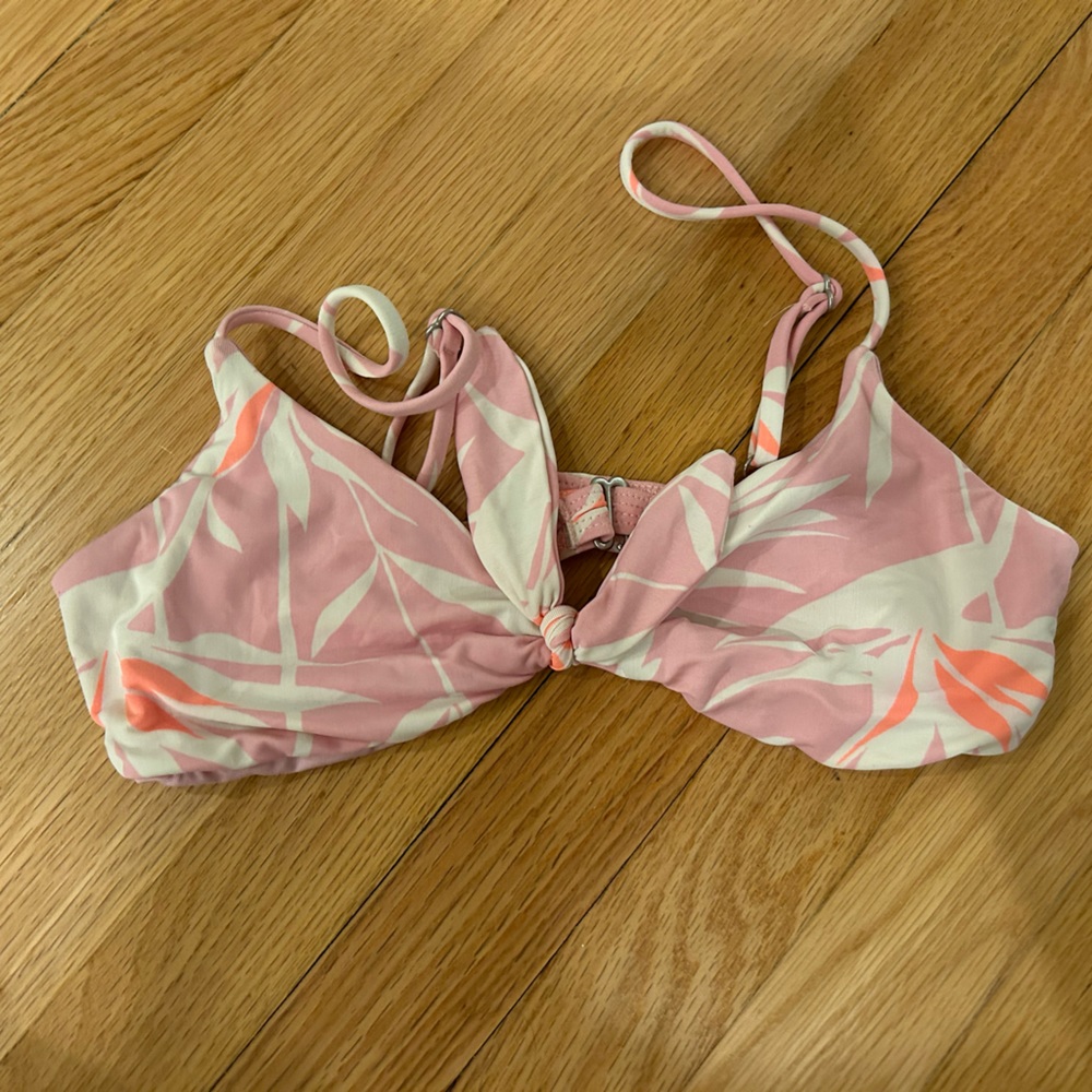 Billabong bikini top